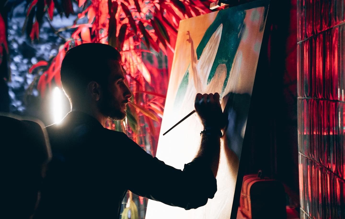 Live painting event at Monròe